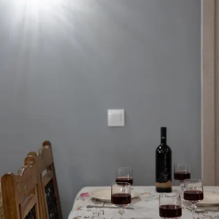 Apartment Danai House *